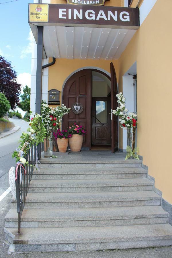 Gasthaus Kerber Hotel Furstenstein Exterior photo